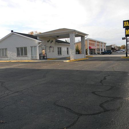Fairfax Motel ロアノークラピッズ エクステリア 写真